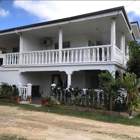 The Lighthouse Studio Appartments Nuku'alofa Exterior foto