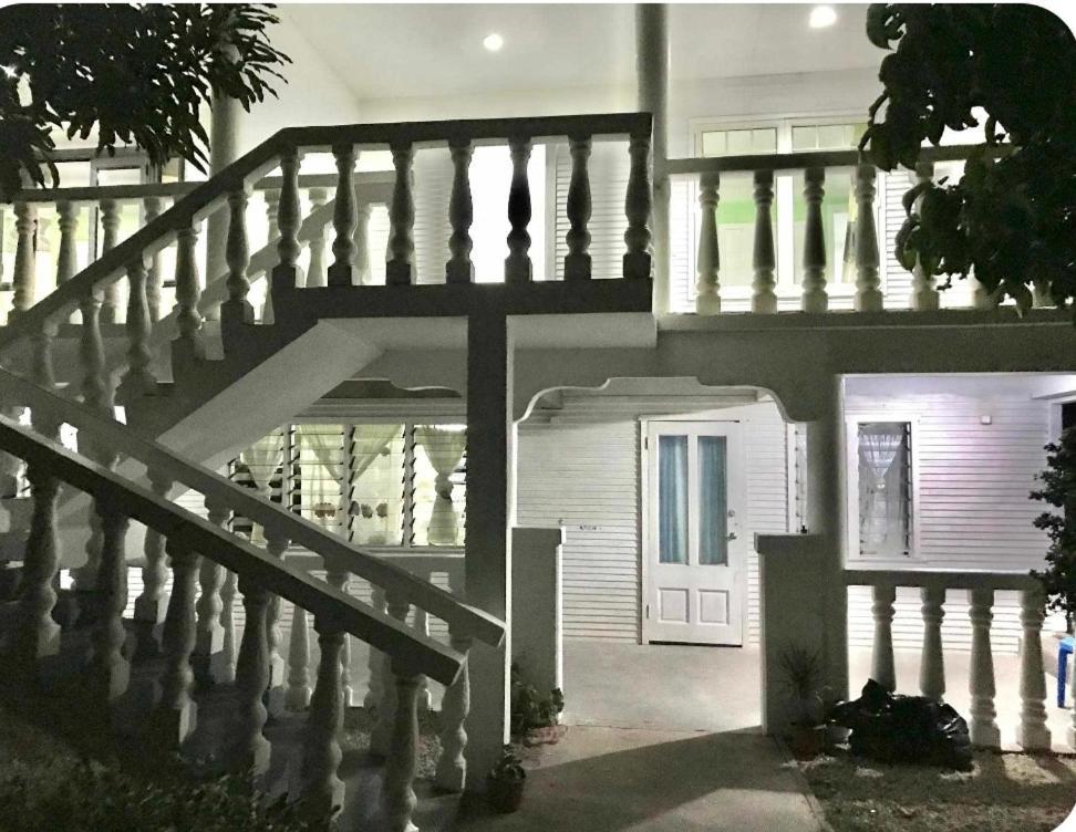 The Lighthouse Studio Appartments Nuku'alofa Exterior foto